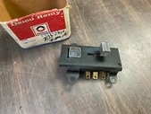 Switch wiper/ds413