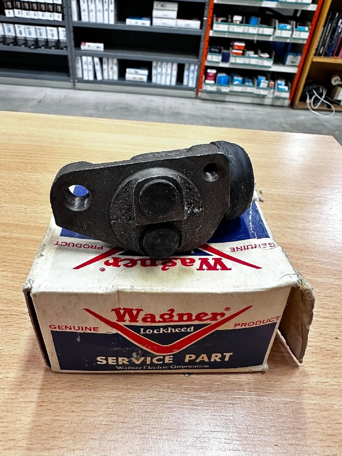 Wheel cylinder