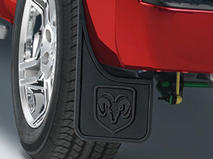 Mud guard rear ram 10-18